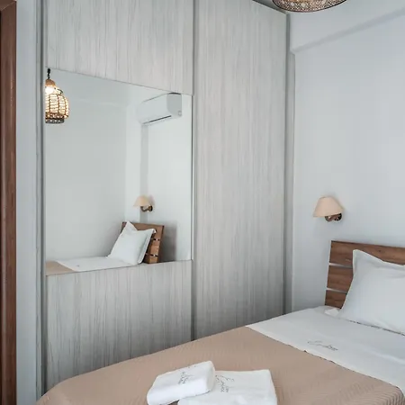 Epithea 2 με ιδιωτικη πισινα Kythnos