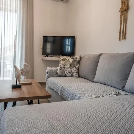 Epithea 2 με ιδιωτικη πισινα *